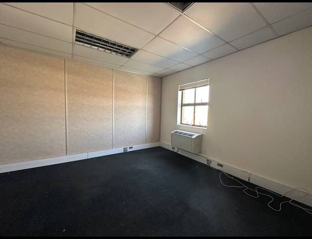 65M² OFFICE TO LET IN HIGHVELD TECHNOPARK